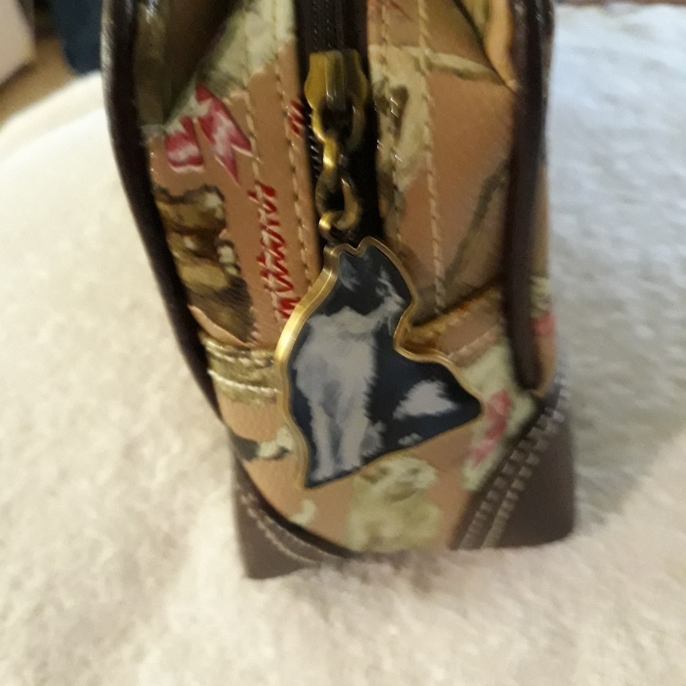 Handbag - Picture 3 of 6